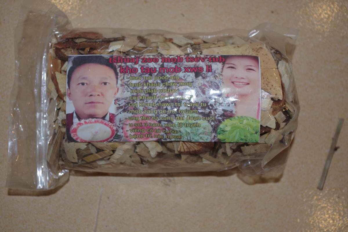 Khởi tố 2 vụ bán “thuốc nam gia truyền” chưa được cấp phép ở Điện Biên